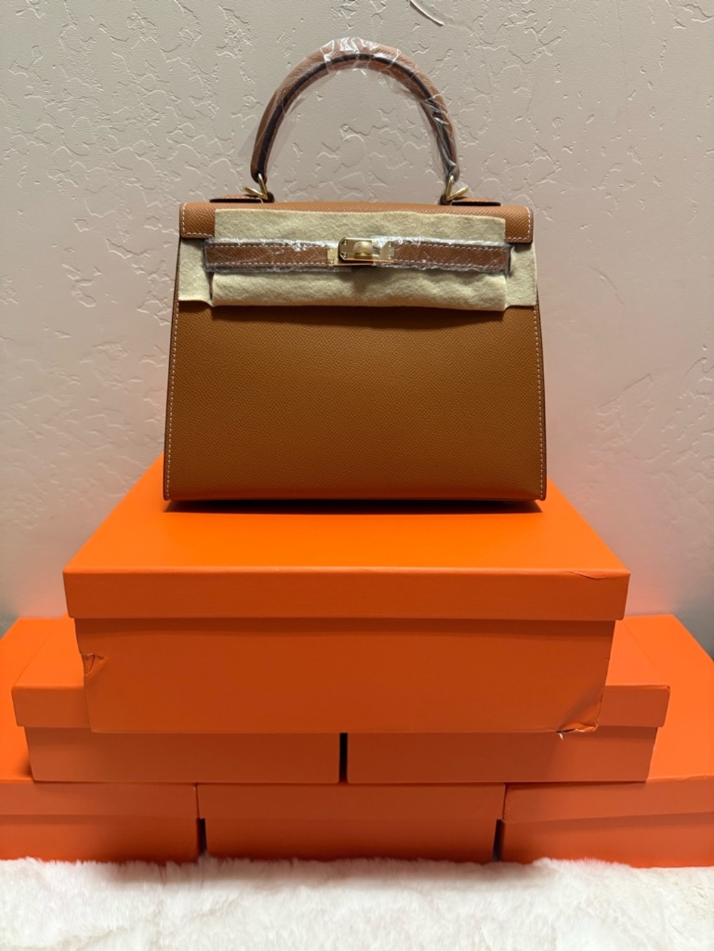 Elegant Top Grain Leather - 22cm -  Handbag - Gold Brown - Gold Hardware